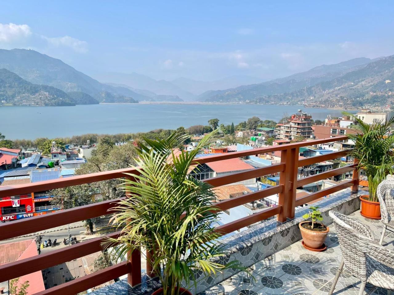 Pokhara Alpine And Springs 호텔 외부 사진