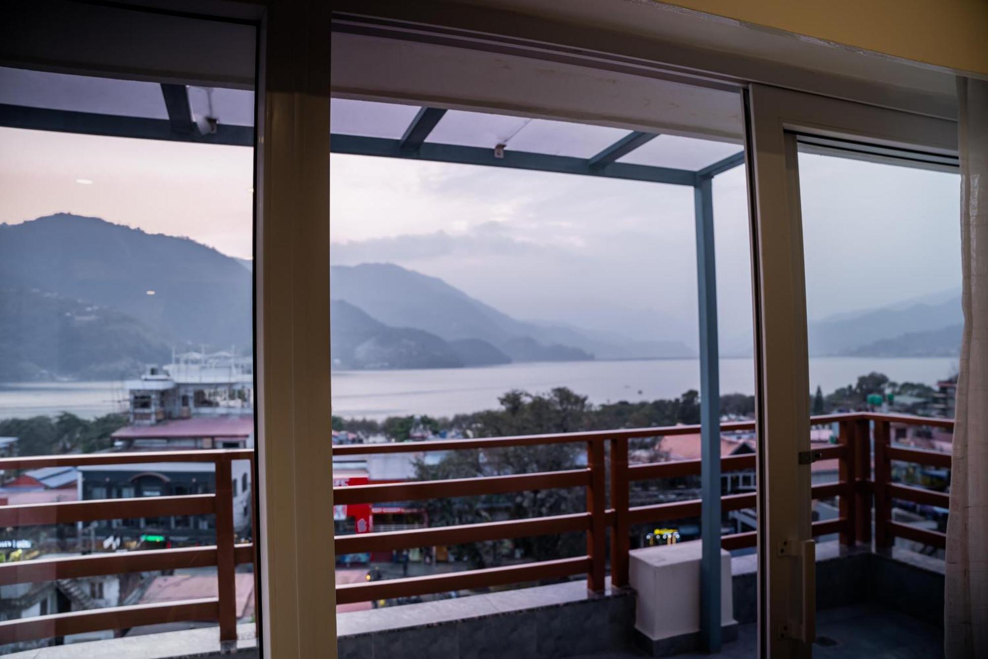 Pokhara Alpine And Springs 호텔 외부 사진
